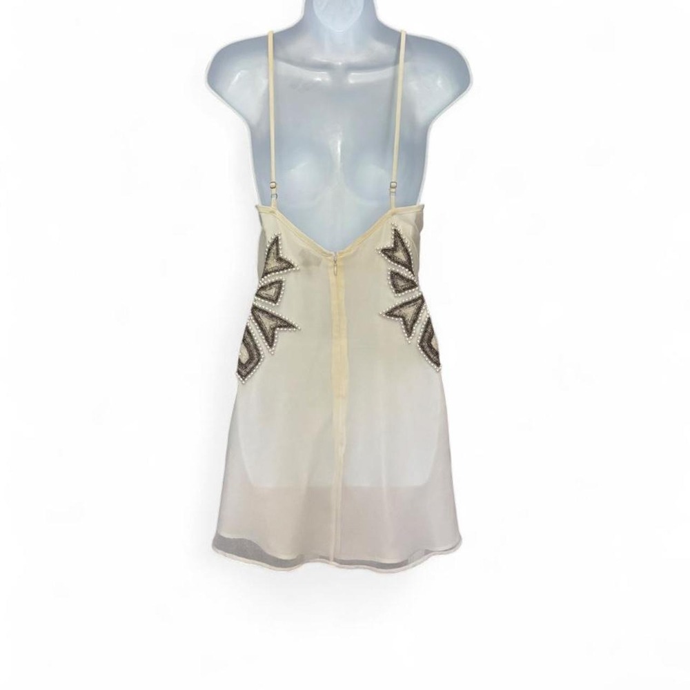 NBD ivory mini dress, lined, starburst beading NEW WITH TAGS. SZ XS - Picture 2 of 8
